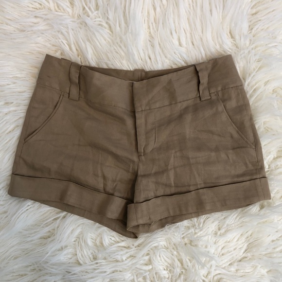Alice + Olivia Pants - 2/$20 ALICE & OLIVIA tan linen cuffed shorts